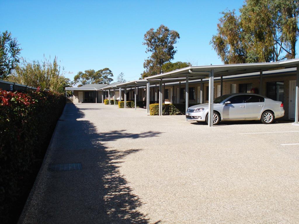 Oakey Motor Inn Extérieur photo